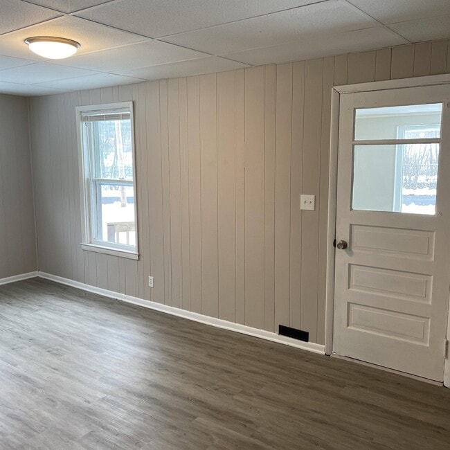 Photo - 191 Baldwin Ave