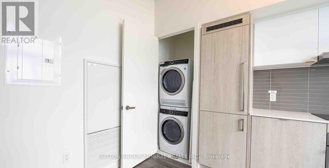 Photo - 138 Downes St Unit 4810