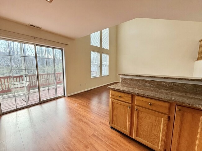 Photo - 306 Pimlico Way