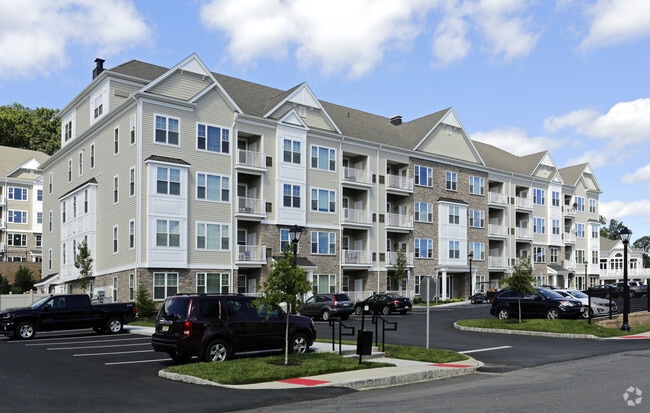 Woodmont West at Mt. Arlington - Woodmont West at Mt. Arlington