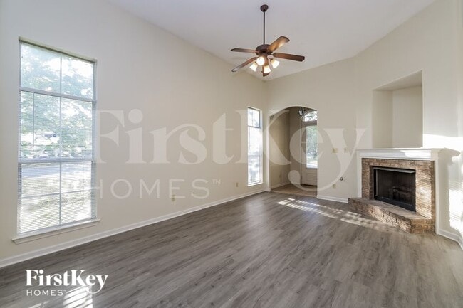 7923 Bay Meadow Cir S