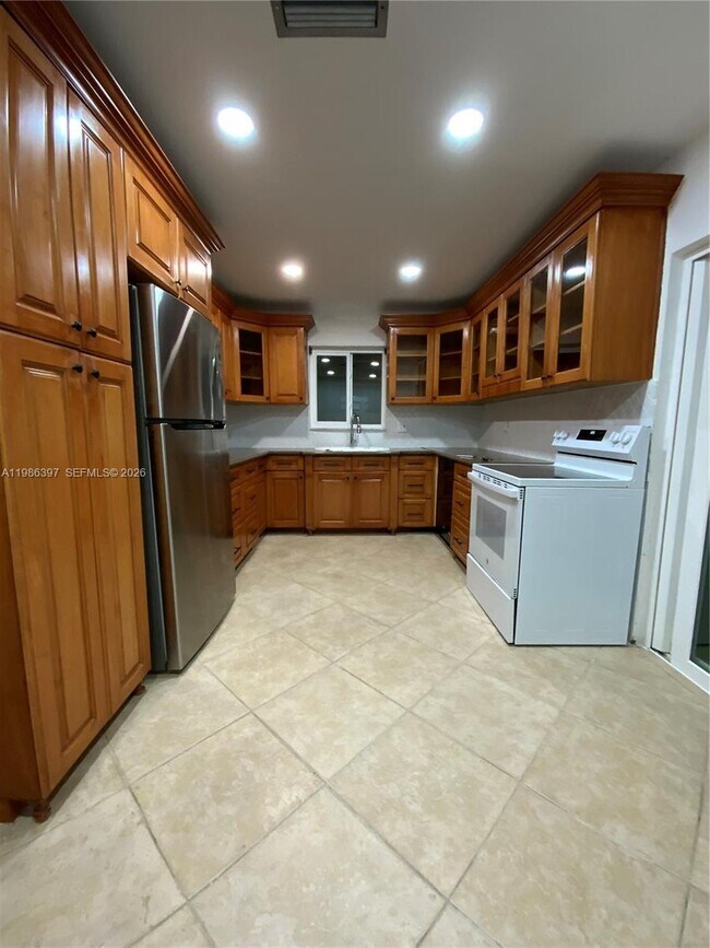 Photo - 11128 Median St