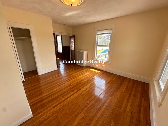 Building Photo - 547 Broadway Unit 2T Rental