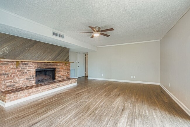 Photo - 9117 Fairmont Cir