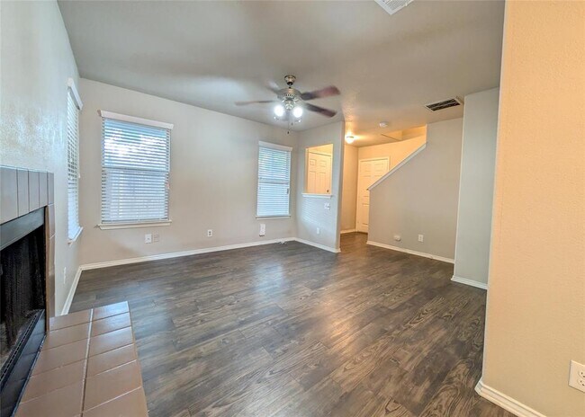 Photo - 8816 Schick Rd