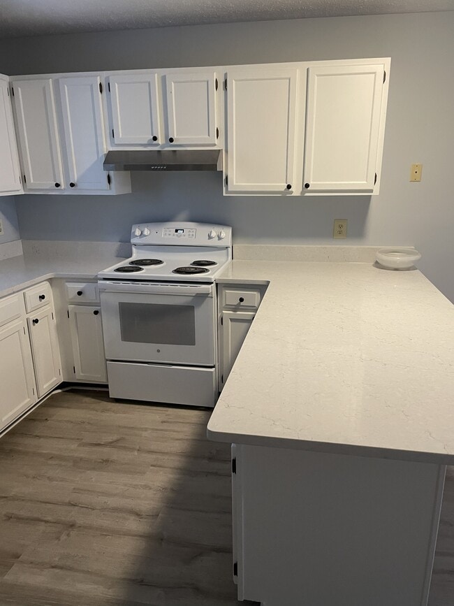 Photo - 415 10th Ave S