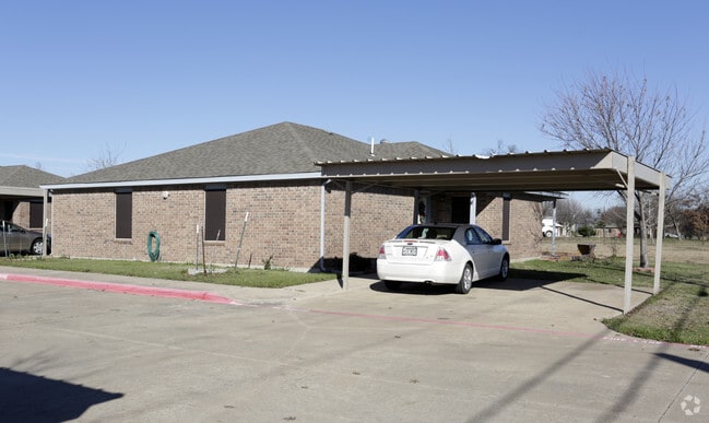 Crape Myrtle Apartments - Crape Myrtle Apartments