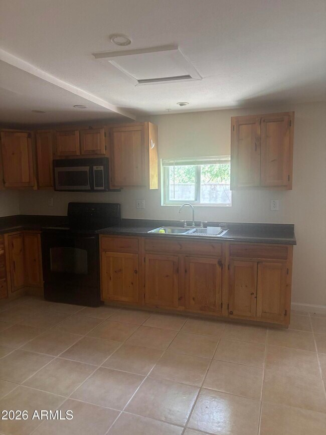 Photo - 323 S Elden St Unit 1/4