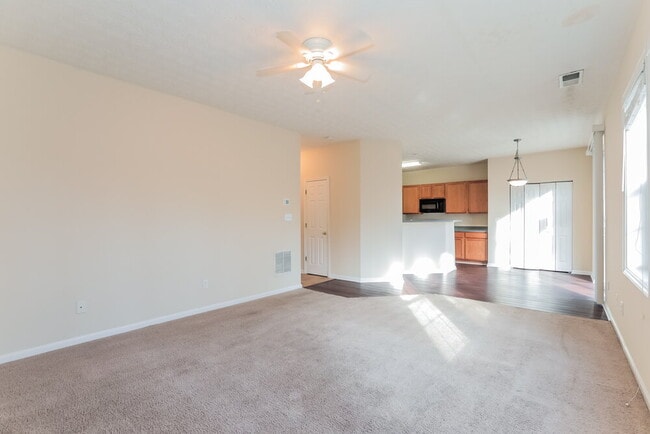 Photo - 7069 Silver Bend Pl SE