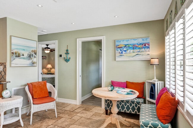 Photo - 1433 NE 27th St