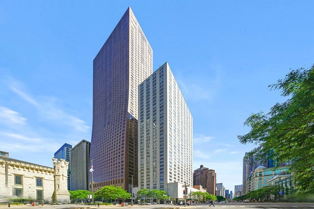 Building Photo - 777 N Michigan Ave Unit 2506