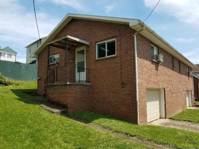Building Photo - 819 Ridgely Ave Unit 819
