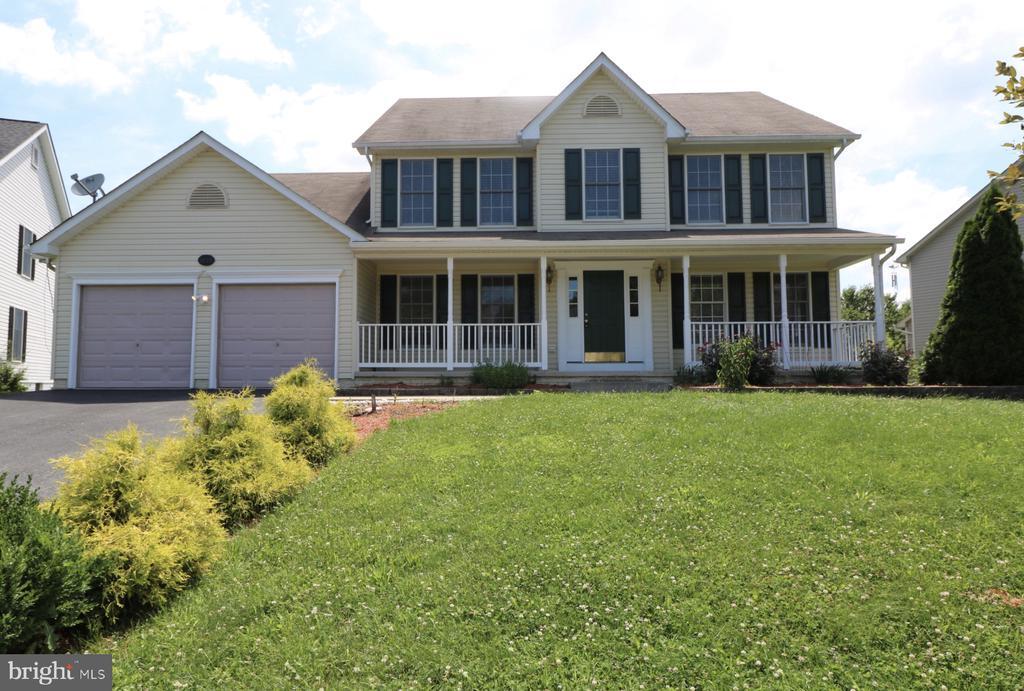Photo - 1026 Bexhill Dr House