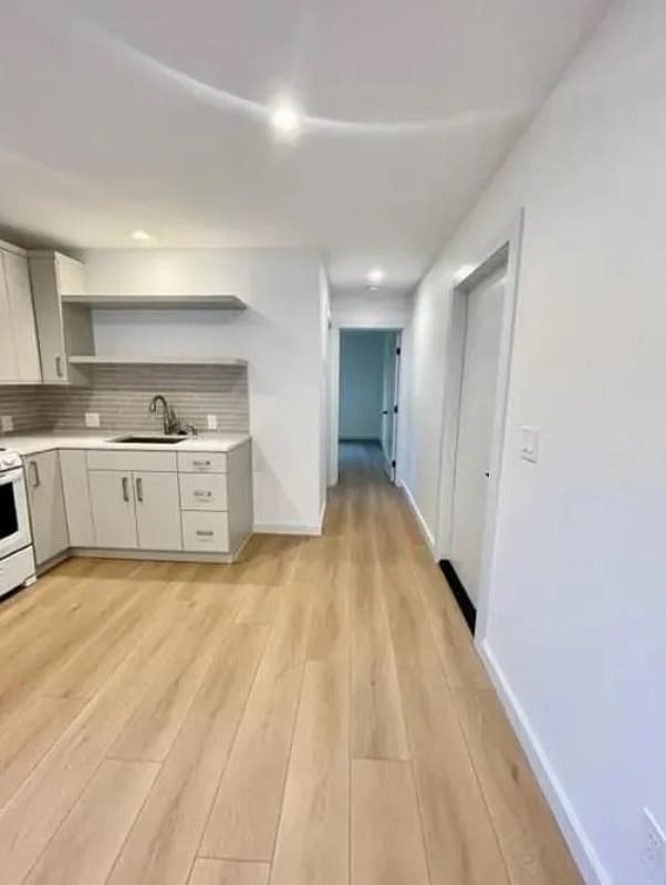 1821 Chino St Unit C