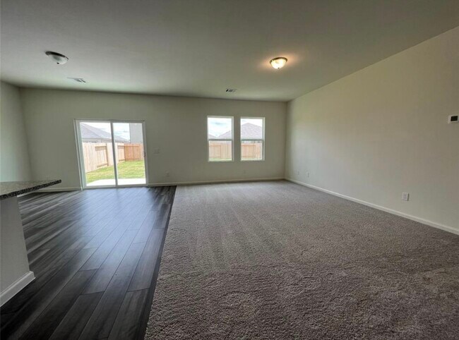 Photo - 1005 Wild Enclave Ln