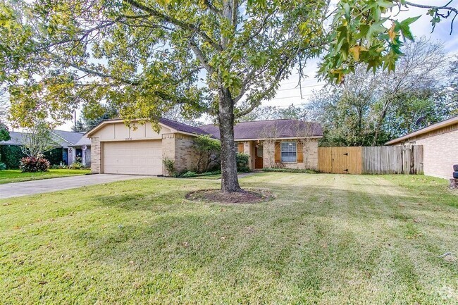 Building Photo - 16830 Rippling Mill Dr Rental