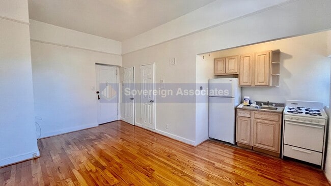 Photo - 936 West End Ave Unit G7