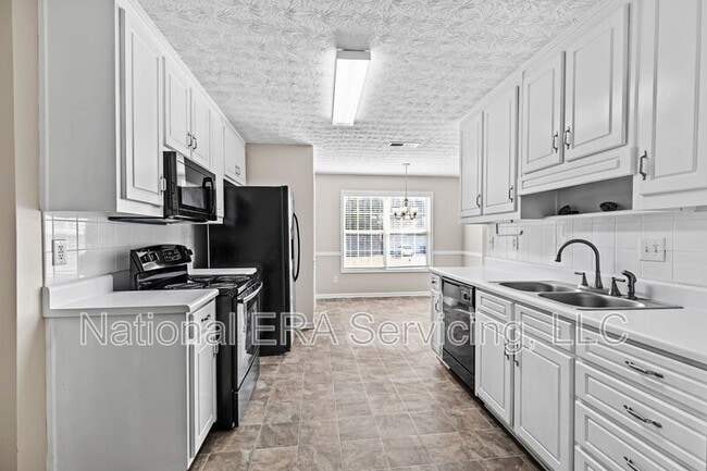 Photo - 185 Vintage Dr