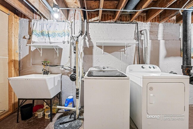 Photo - 1138 W 115th St