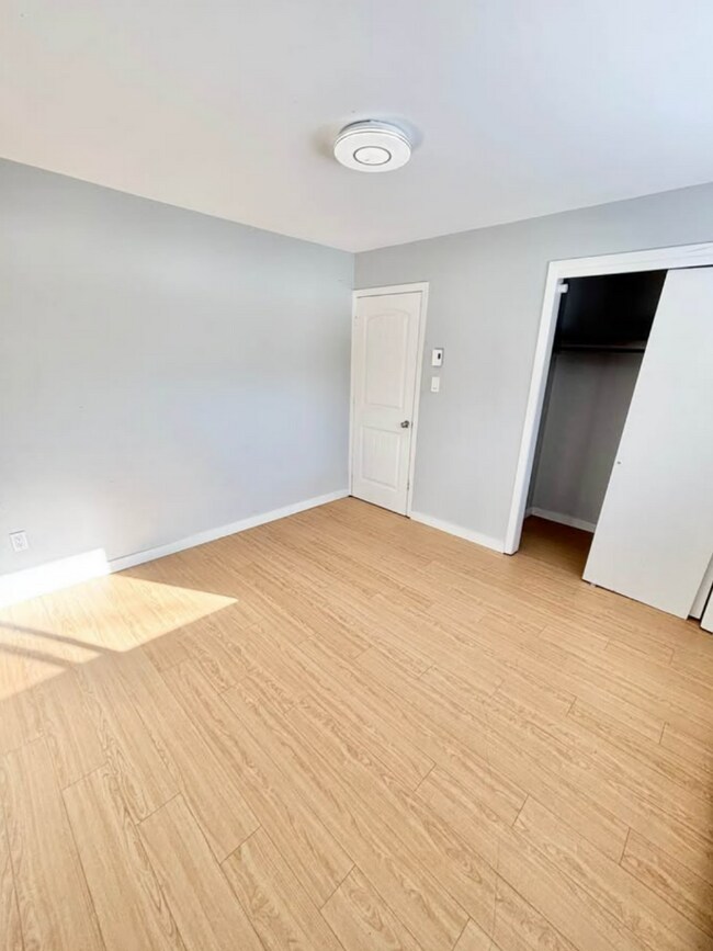 Photo - For Rent – Newly Renovated 2 Bedroom, 2 Ba...