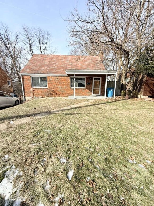 Building Photo - Newly Renovated 3BD 1BA house in Penn Hills!