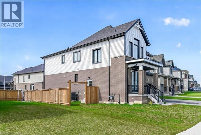 Photo - 325 Provident Wy