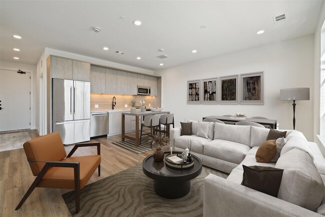 Photo - 4315 S Congress Ave Unit 428