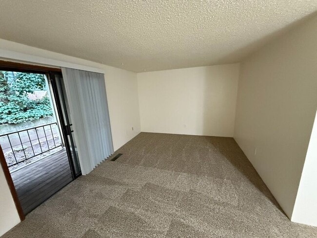 Photo - 678 Taybin Rd NW