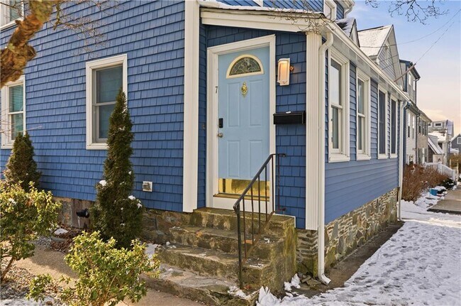 Photo - 7 Bacheller St