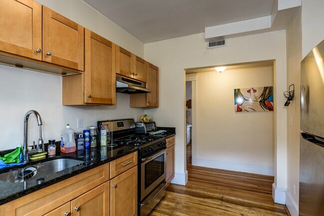 Photo - 229 Chestnut Hill Ave Unit 2