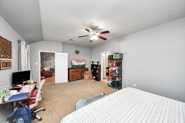 Photo - 3030 Dripping Springs Ct