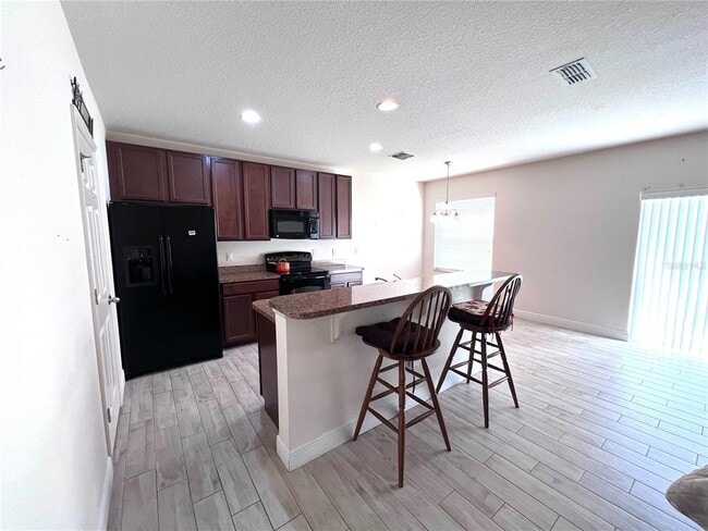 2002 Gold Spring Cove