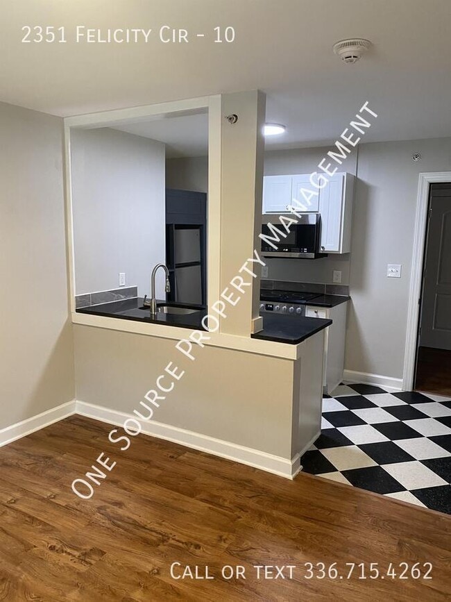 Photo - 2351 Felicity Cir Unit 10