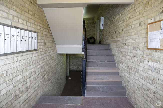 Brunswick Garden Apartments - Brunswick Garden Apartments