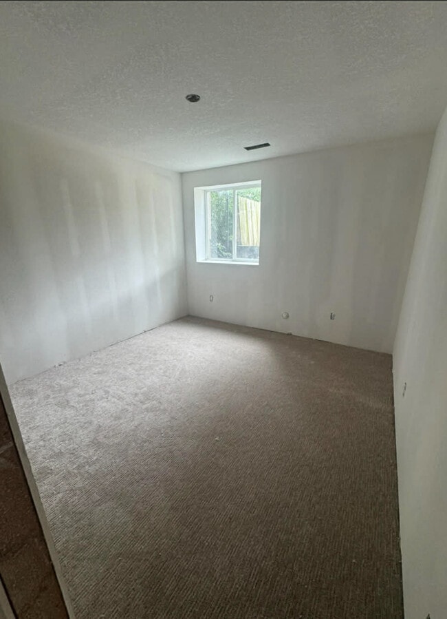 Photo - 1785 Sara Ct