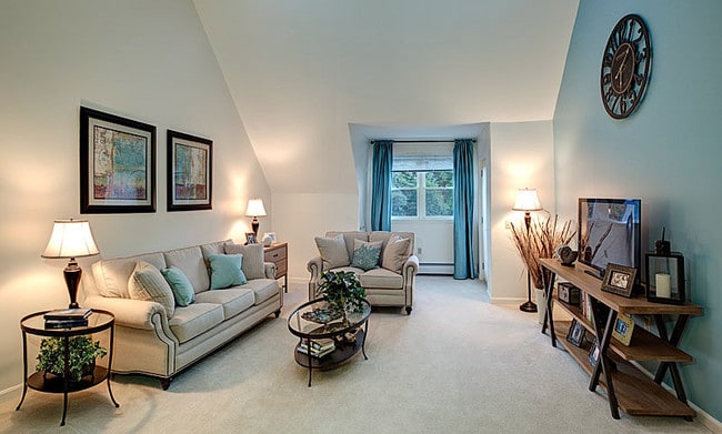 The Village at Duxbury - 62+ Cooperative