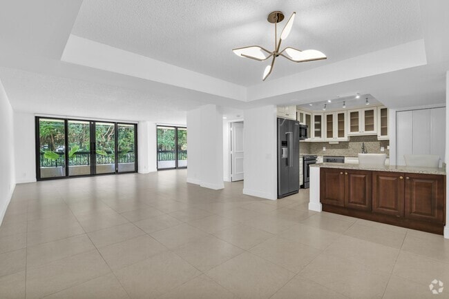 Building Photo - 277 N Ocean Blvd Unit 1010 Rental