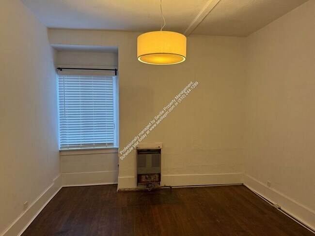 Photo - 1806 Filbert St