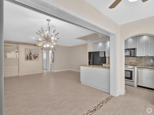 Building Photo - 2000 Diana Dr Unit 207 Rental