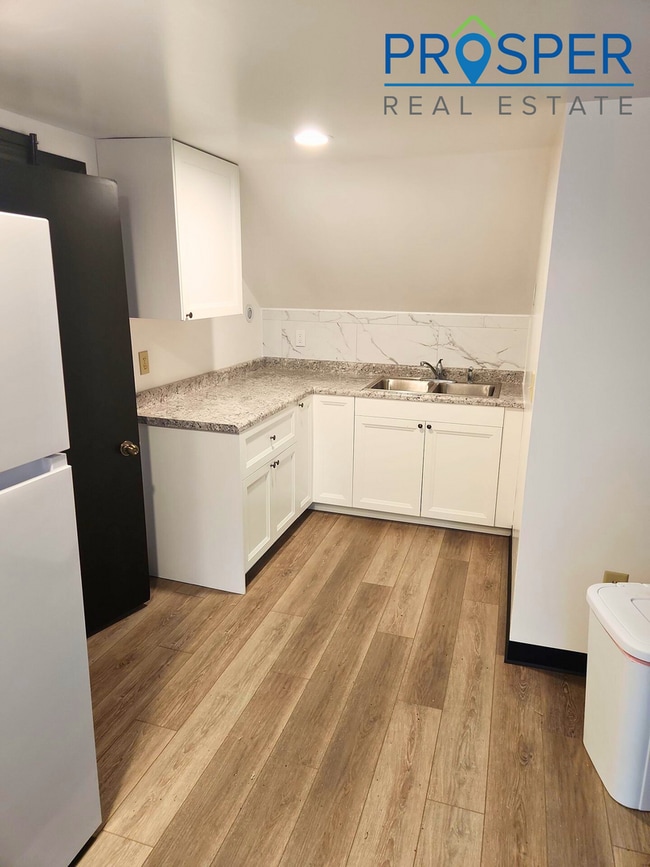 Photo - EM1410 Unit EM1410 - EM1410.5