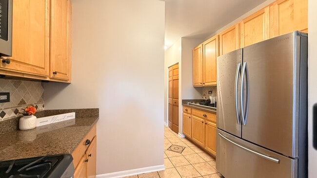 Photo - 2437 Oneida Ln