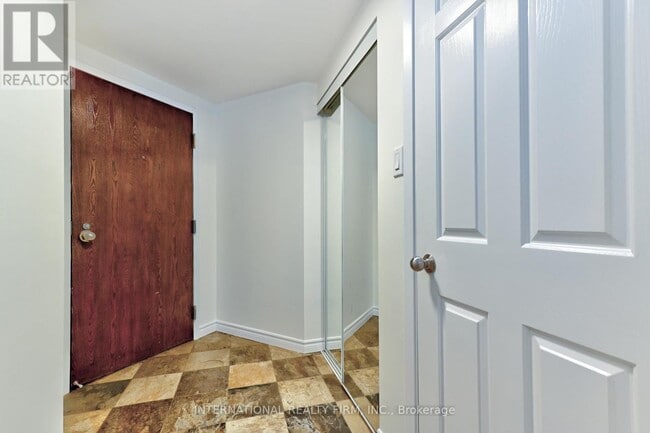 Photo - 711 Bay St. Unité 716