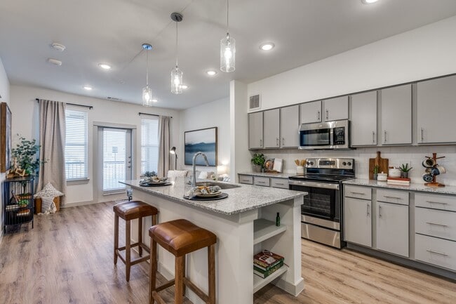 Photo - FarmHouse121