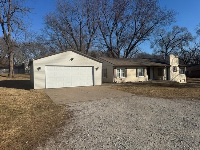 Photo - 1311 Devils Glen Rd