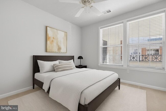 Building Photo - 7 Granite Pl Unit 215