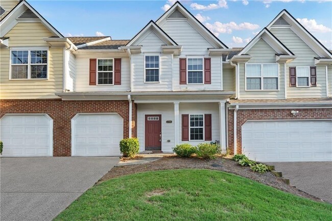 Photo - 2386 Suwanee Pointe Dr Townhome