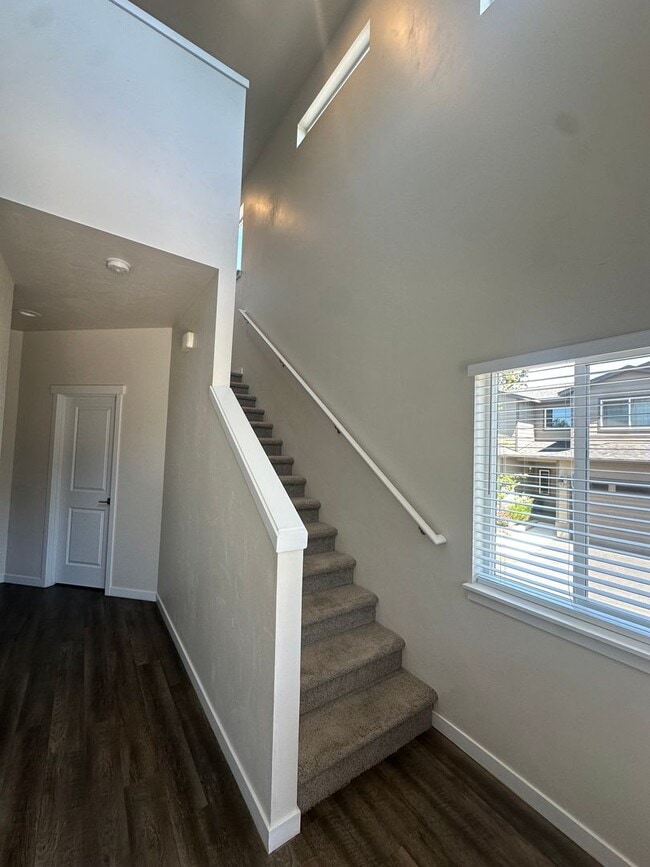 Photo - Like new construction near St. Charles!  W/S/G included!