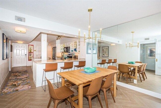 5901 Bahia Del Mar Cir N Unit 122