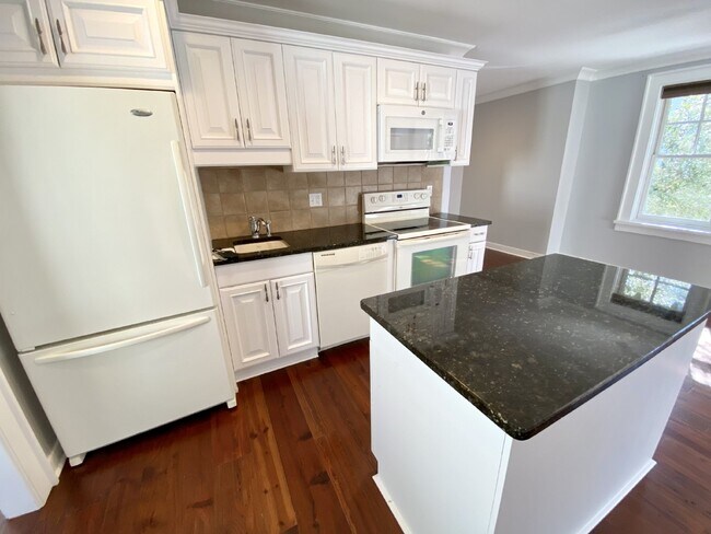 Photo - Above-Garage Apartment for Rent in Old Tow... Unit Garage Apartment