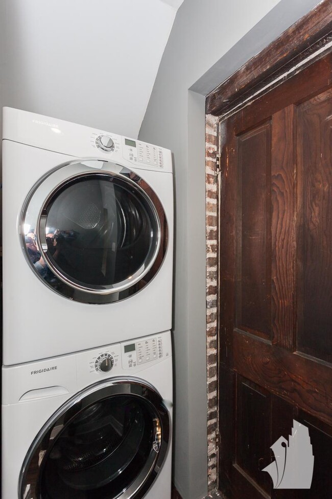 Photo - 3 bedroom in Chicago IL 60642 Unit 3